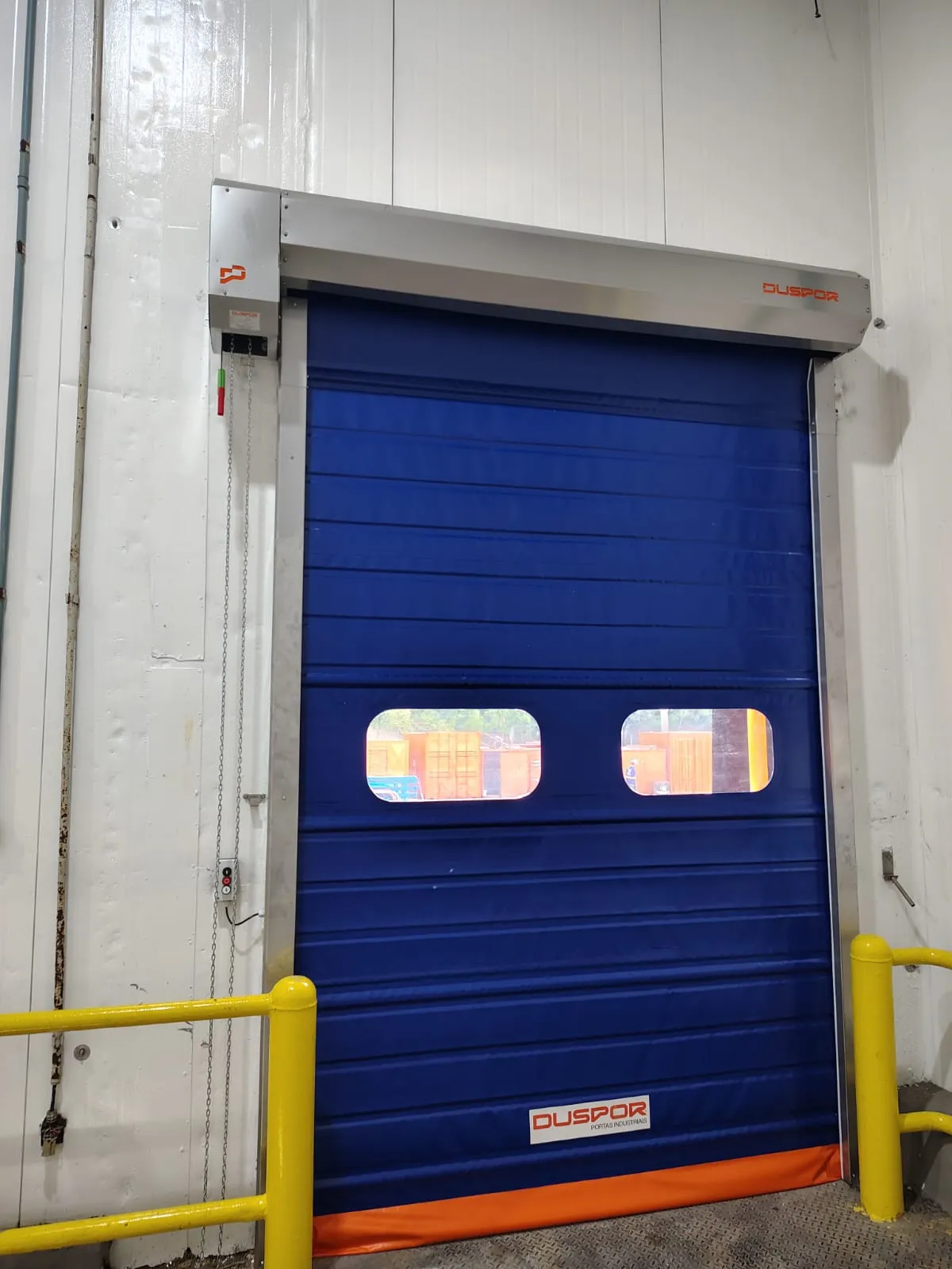 PORTAS RÁPIDAS PARA DOCAS 